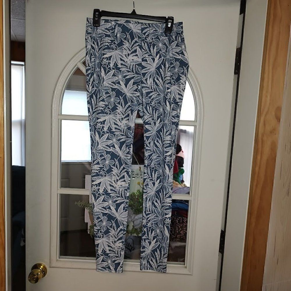Faded Glory Blue White Flower And Leaves Jegging Pants Size Women's S 4/6